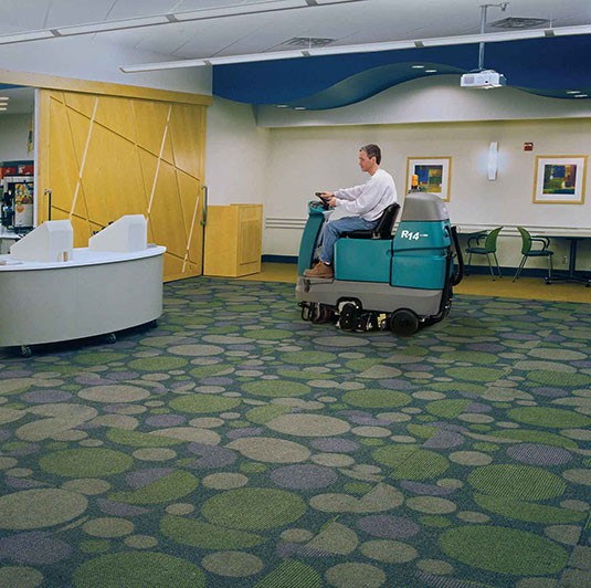 R14 Ride-On Carpet Extractor alt 11
